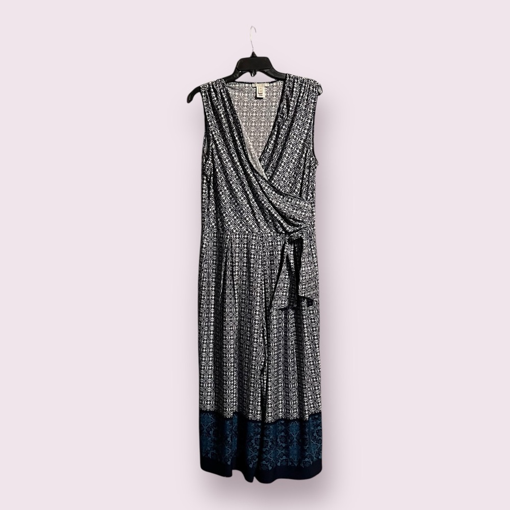 Dana Buchman Blue sleeveless V-Neck Wide Leg Jumper